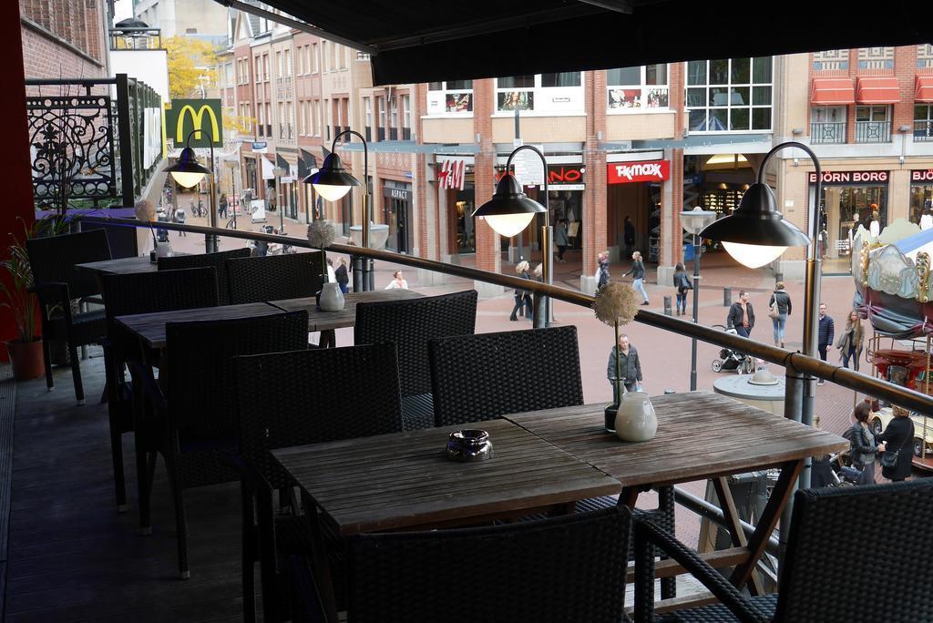 Crown Inn Eindhoven Exterior foto